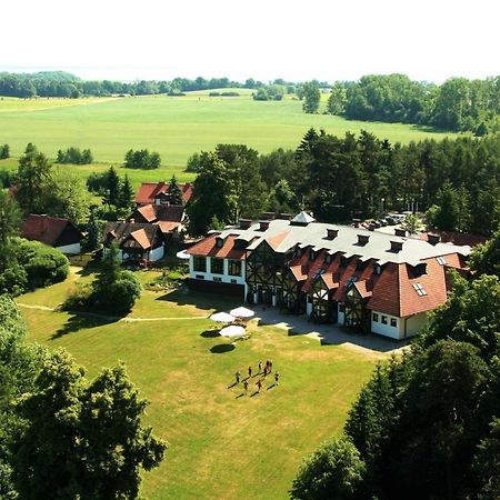Pan Dom Pracy Tworczej W Wierzbie Wierzba Buitenkant foto